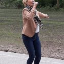 Linda van Wijk treedt op bij de Gerard Goosenflat