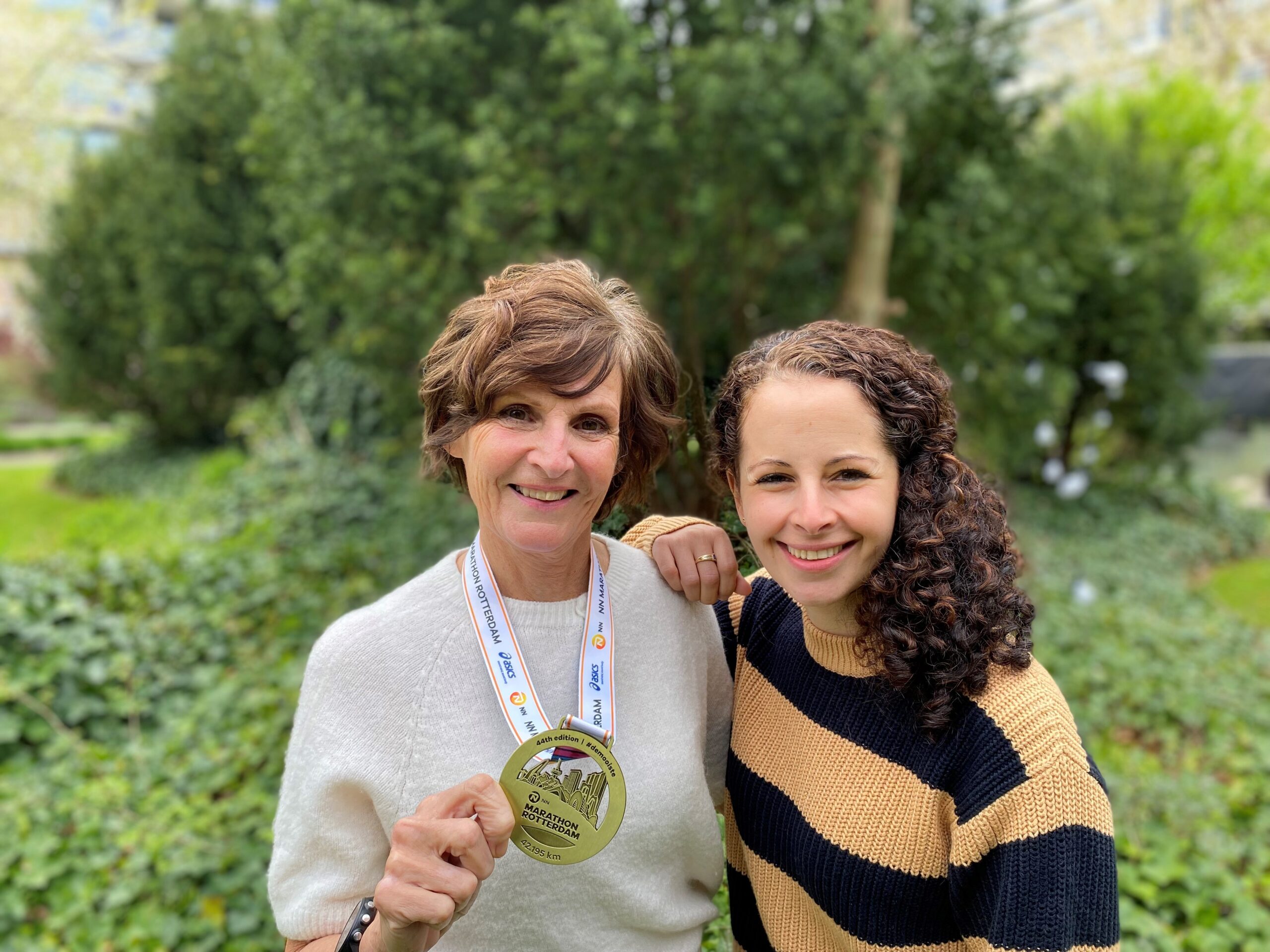 Monique loopt haar 17e (!) marathon: een sportief voorbeeld voor ons allemaal
